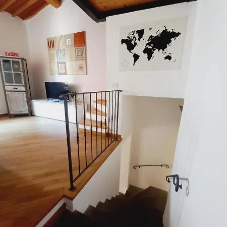 Casina Iris -